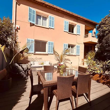 Grand 3 6 Personnes, Terrasse Privée A 300m De La Apartamento Sainte-Maxime