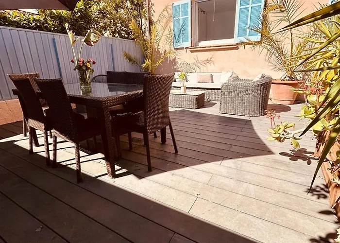 Grand 3 6 Personnes, Terrasse Privée A 300m De La Apartamento Sainte-Maxime