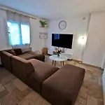 Grand 3 6 Personnes, Terrasse Privée A 300m De La Apartamento Sainte-Maxime